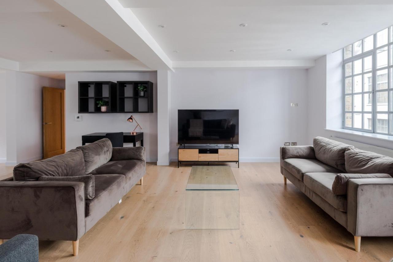 Law & Order - Farringdon - By Frankie Says Apartament Londra