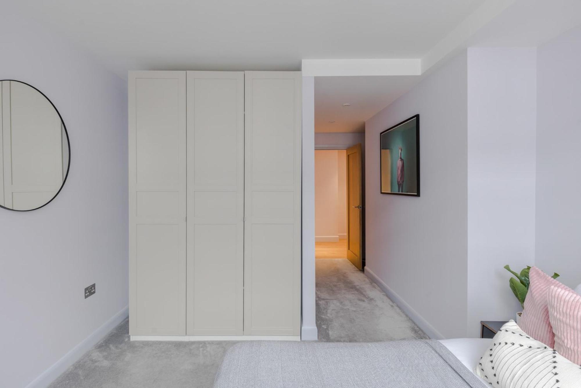 Law & Order - Farringdon - By Frankie Says Apartament *